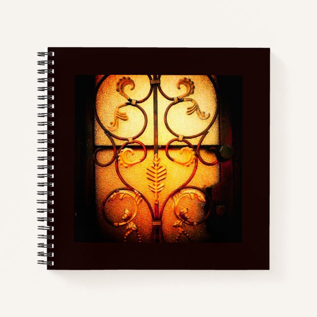 Cuaderno Diseño de puertas de oro (Anverso)