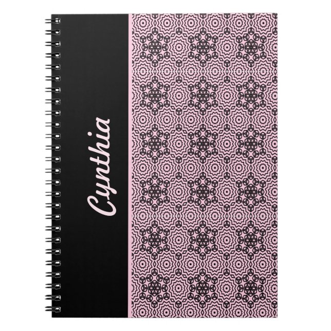 Cuaderno Diseño gráfico de Mandala en caja rosa y negra (Frente)