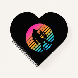 Cuaderno Diseño Retro Atardecer Saxofón Jazz Bigfoot Corazó