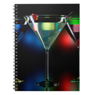 Cuaderno Distintos cócteles en gafas de martini con luces