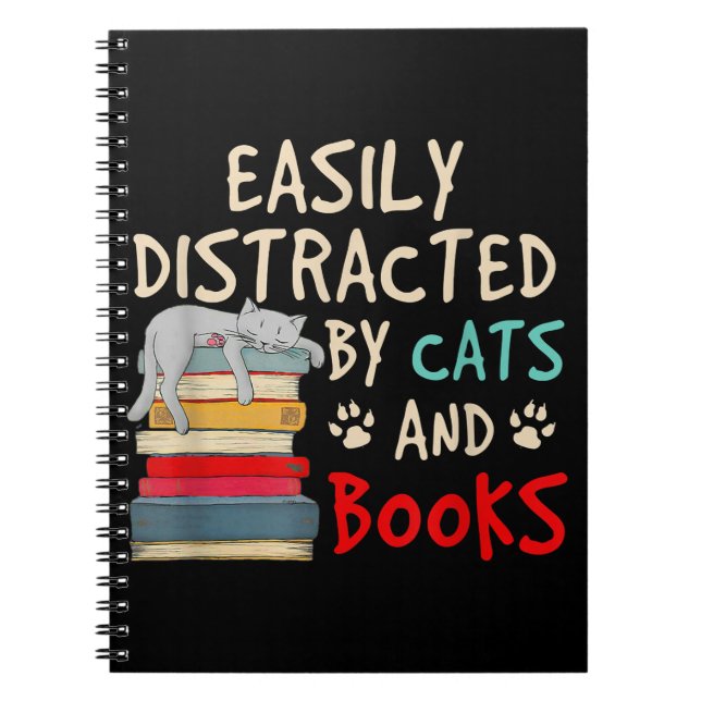 Cuaderno Distracción fácil por gatos y libros | Gato gracio (Frente)