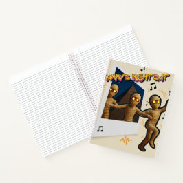Cuaderno Diversión de momia bailando por la noche en dibujo