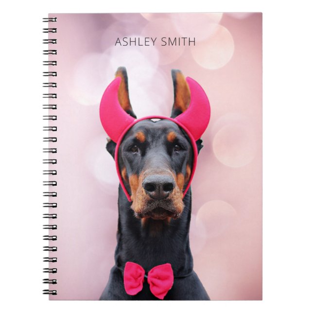 Cuaderno Doberman en disfraz del diablo (Frente)
