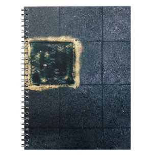 Cuaderno Dos paneles de madera negra y marrón