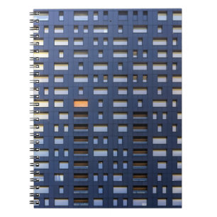Cuaderno Edificio de hormigón azul y blanco
