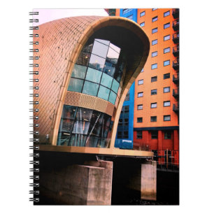 Cuaderno Edificio , encima del agua