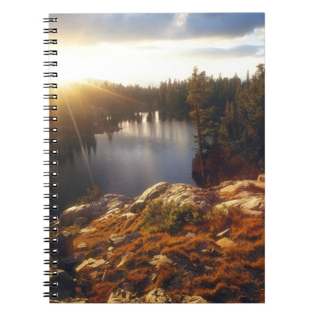 Cuaderno EE. UU., California, montañas de Sierra Nevada. At (Frente)