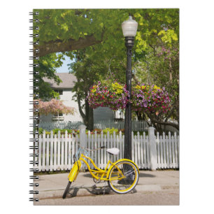 Cuaderno EE. UU., Michigan, Isla Mackinac. Bicicleta amaril