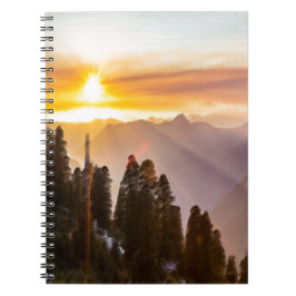 Cuaderno El atardecer sobre el bosque