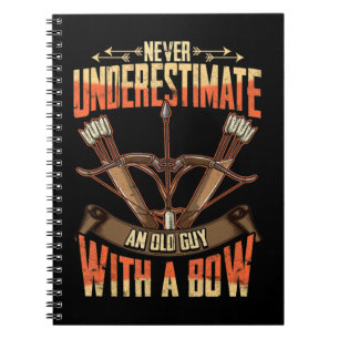 Cuaderno El cazador de bolas masculino nunca subestima a un