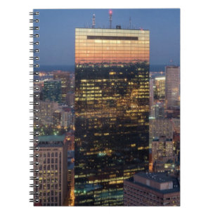 Cuaderno El edificio de Boston con la luz se arrastra en el