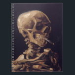 Cuaderno El esqueleto de Van Gogh con cigarrillo en llamas<br><div class="desc">"Calavera de un esqueleto con cigarrillo en llamas" c.1885–86. Esta es una primera pieza hecha como un estudio en la Real Academia de Bellas Artes de Bélgica.</div>