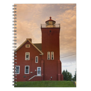 Cuaderno El Faro de Two Harbors con vista a Agate Bay