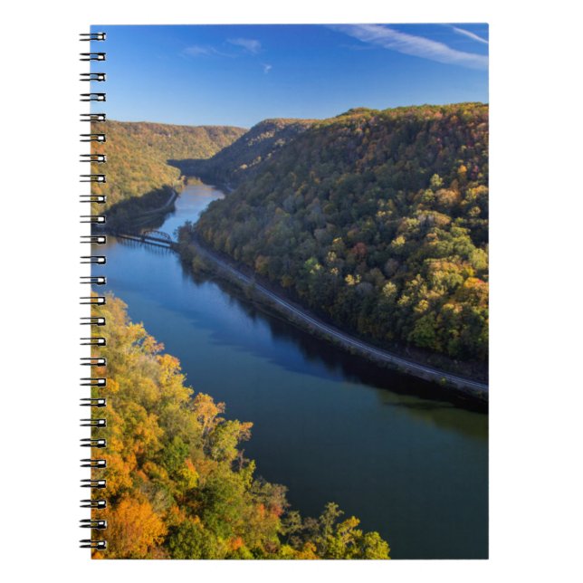 Cuaderno El New River Gorge en Hawks Nest State Park (Frente)