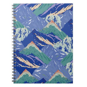 Cuaderno el paisaje de las montañas vintage es un patrón si