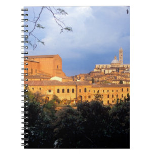 Cuaderno El pueblo toscano de Sienna, Italia.