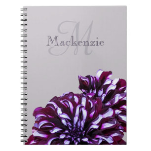 Cuaderno Elegante dahlia morado flores monograma nombre per