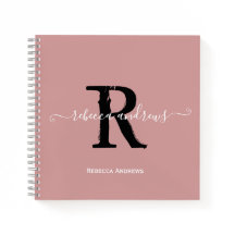 Elegante Dusty Rosa Monograma Script Nombre Inicia