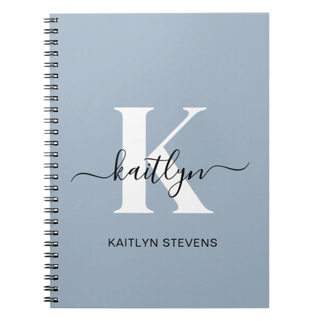 Cuaderno Elegante Monograma de Letra en Azul Polvo (Frente)