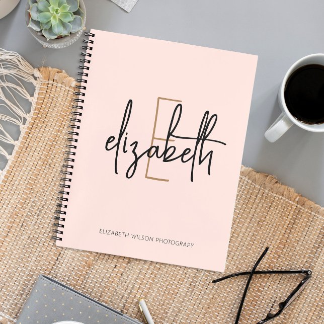 Cuaderno Elegante Monograma Escuela de Negocios con guión d (Subido por el creador)