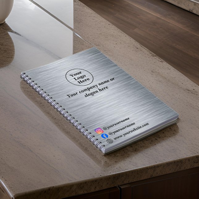 Cuaderno Elegante plata metálica (Subido por el creador)
