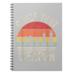 Cuaderno Elija sus piezas de ajedrez divertidas con armas