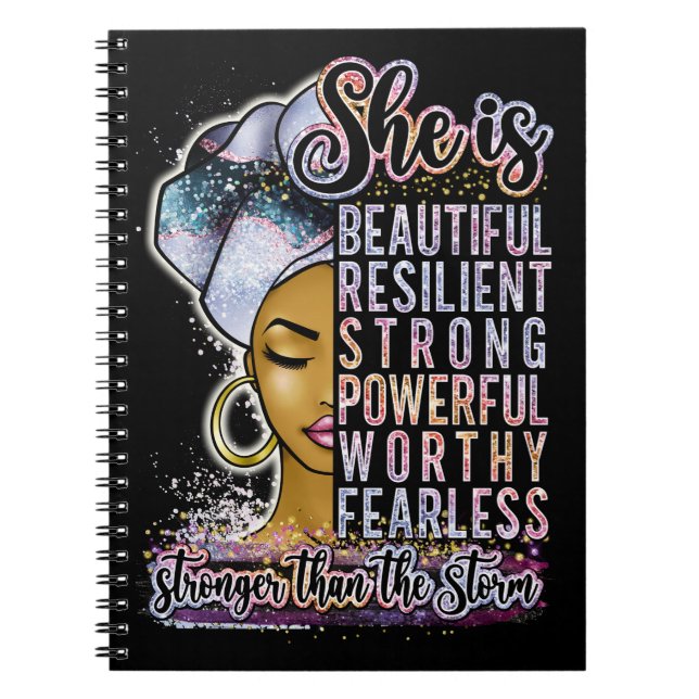 Cuaderno Ella Es La Reina Melanina Negra Mujer De La Piel M (Frente)