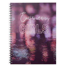 Cuaderno empoderando a las niñas