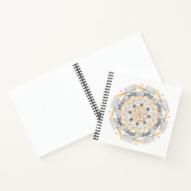 Cuaderno en espiral con diseño de mandala naranja (Interior)