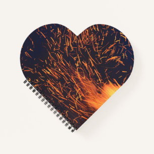 Cuaderno en espiral con forma de corazón