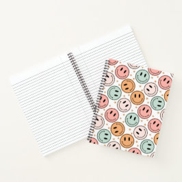 Cuaderno en espiral de cara feliz sonriente