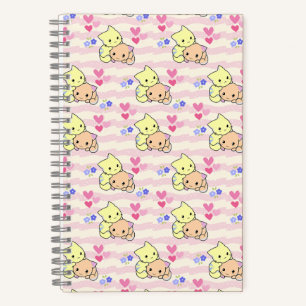 Cuaderno en espiral rosa con patrones de adorables