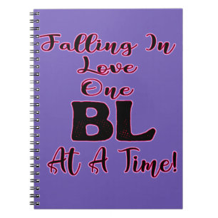 Cuaderno Enamorándose De Una BL A La Vez