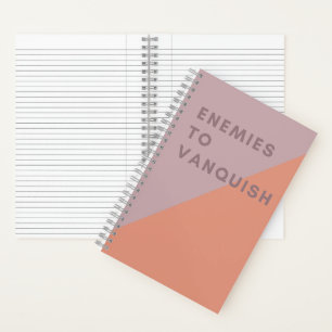 Cuaderno Enemigos divertidos a la vanquista modernidad rosa