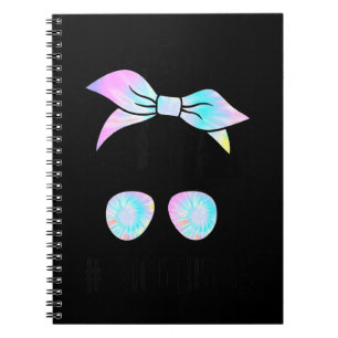 Cuaderno enfermera de CVICU con moño despeinado Cardiovascu