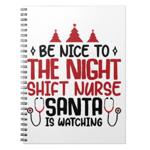Cuaderno Enfermera de turno nocturno que Santa está observa