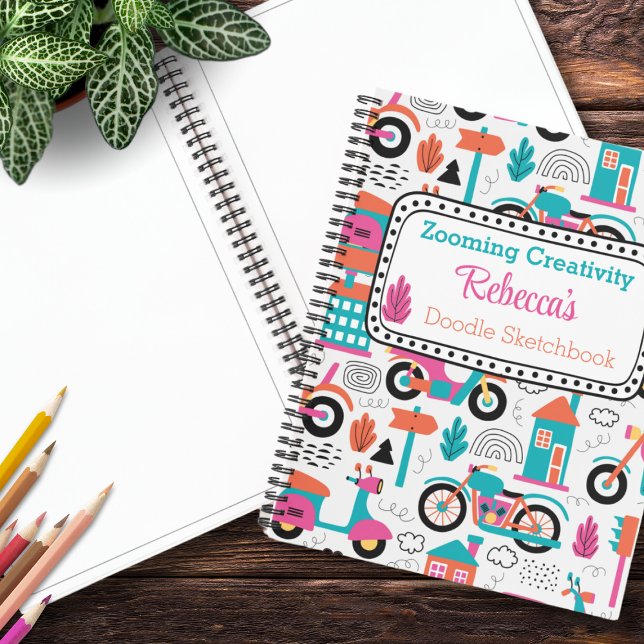 Cuaderno Esbozo personalizado del patrón de doodle con crem (Fuel artistic adventures with our vibrant colored Moped Doodle Pattern Sketchbook. Customize today!)