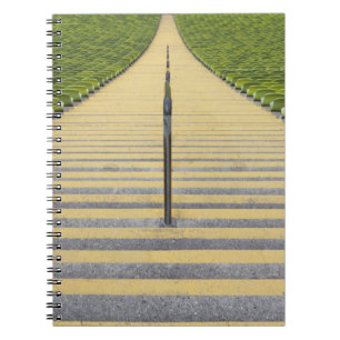 Cuaderno Escalera del estadio entre las filas de asientos