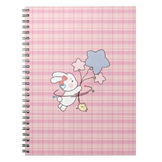 Cuaderno escolar de conejo pastel