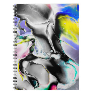 Cuaderno Espacio. Fondo Blanco Brillante. Imagen de la piza