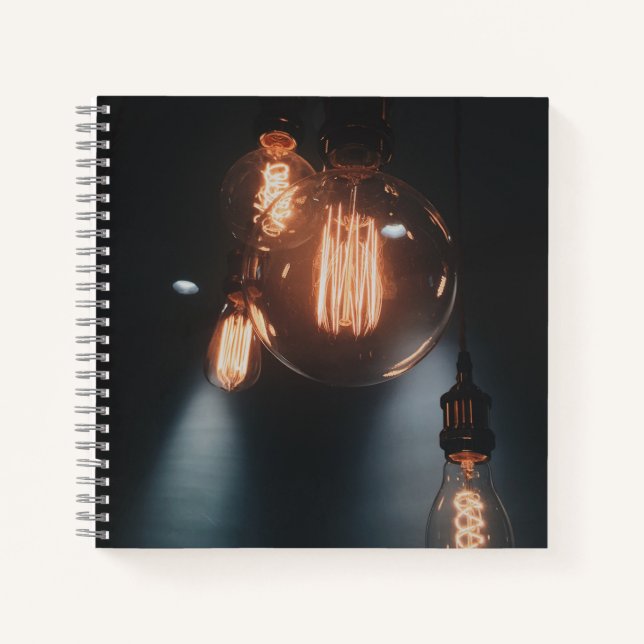Cuaderno espiral de 8,5" x 8,5" (Anverso)