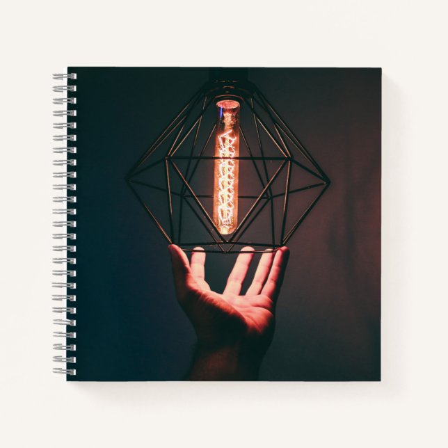 Cuaderno espiral de 8,5" x 8,5" (Anverso)