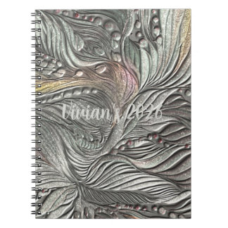 Cuaderno espiral de hojas metálicas plateadas de l