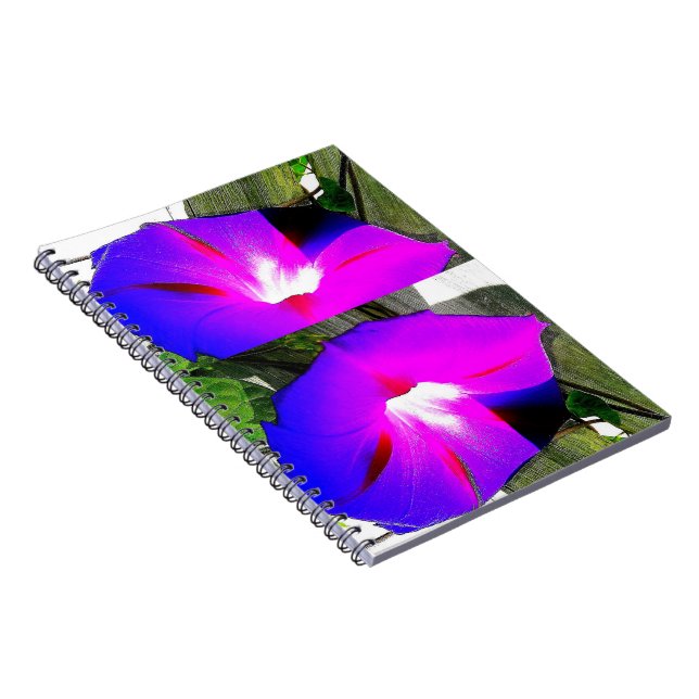 Cuaderno espiral de la flor púrpura de la (Lado Derecho)