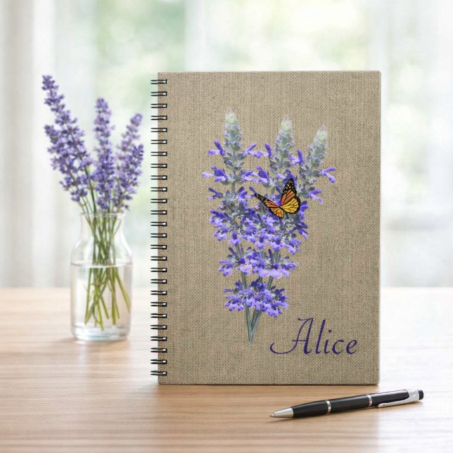 Cuaderno espiral de mariposa y flor de lavanda (Subido por el creador)