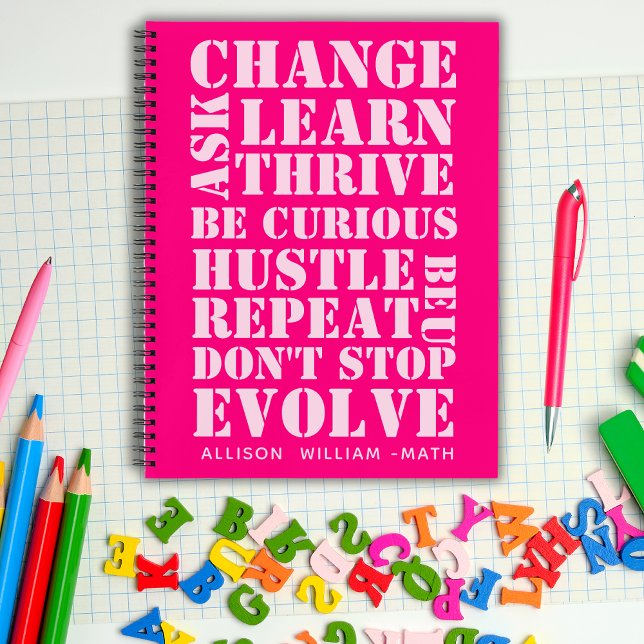 Cuaderno Espiral Inspiradora de guión retro rosa (Get this pink inspirational graph paper notebook for the upcoming school year. Order today!)