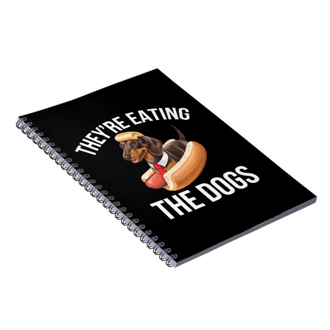 Cuaderno Están Comiendo Los Perros Debate Donald Trump 2024 (Lado Derecho)