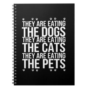 Cuaderno Están Comiendo Los Perros Los Gatos Y Los Mascotas
