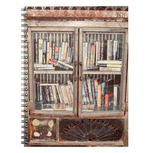 Cuaderno Estantería antigua con libros (Frente)