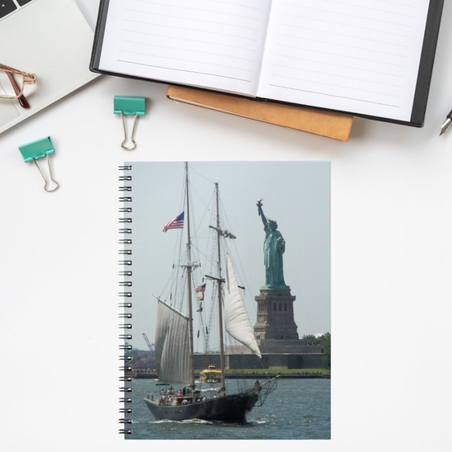 Cuaderno Estatua de la Libertad en el puerto de Nueva York (In Situ)
